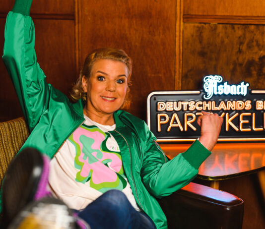 Mirja Boes im Partykeller