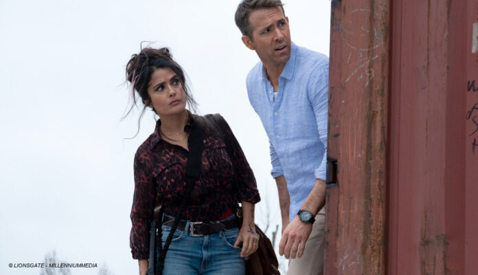 Salma Hayek und Ryan Reynolds in "Killer's Bodyguard 2"