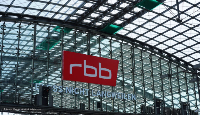 RBB Werbung am Hauptbahnhof Berlin