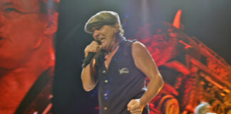 AC/DC-Sänger Brian Johnson beim Live-Konzert in River Plate