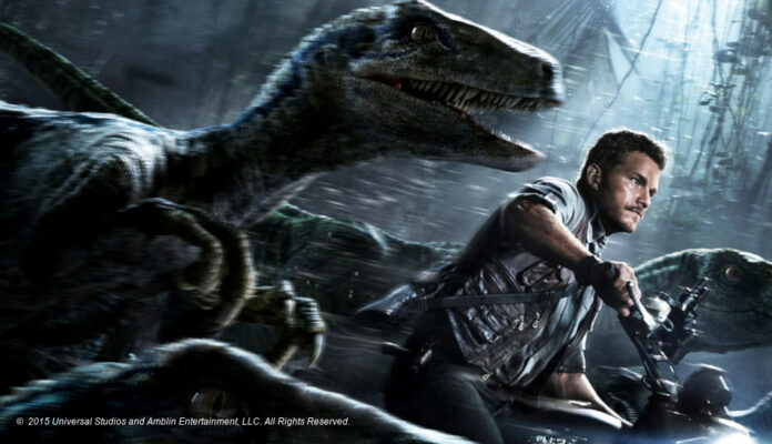 Chris Pratt flieht vor Dinosauriern
