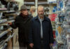 Bob Odenkirk in "Lucky Hank" (MagentaTV)