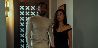 Donald Glover und Maya Erskine als "Mr. & Mrs. Smith" in der Prime Video Serie