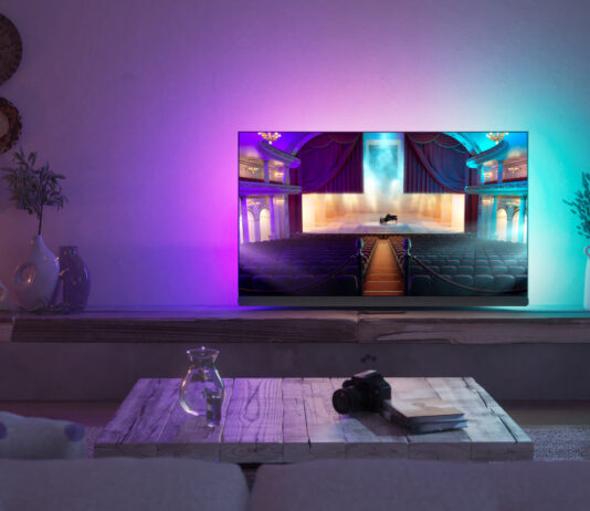 Philips Ambilight TV OLED+908