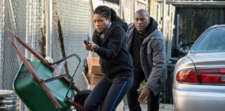 Alicia West (Naomie Harris) und Mouse (Tyrese Gibson) kämpfen in "Black and Blue" ums Überleben.