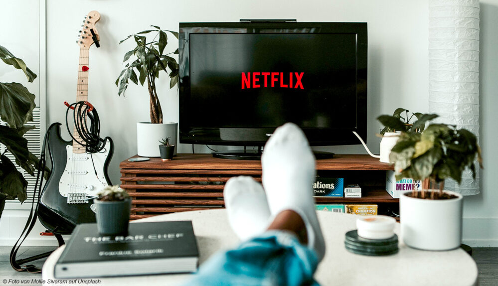 Netflix Wohnzimmer Gitarre