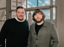 Channel Aid-Founder Fabian Narkus mit Sänger James Arthur