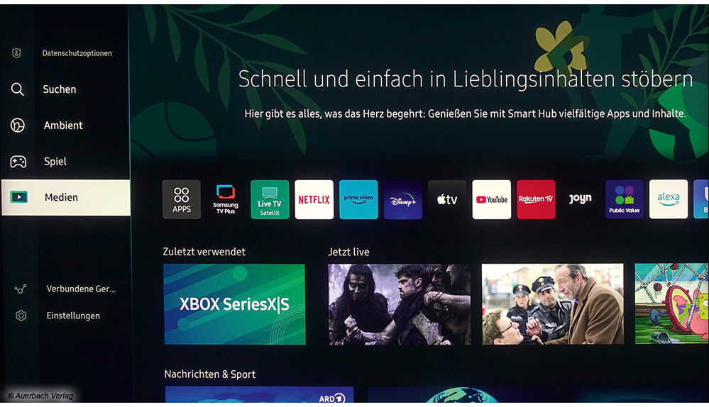 Im Homescreen finden Sie alle wichtigen Streaming-Anbieter und Samsungs TV-Plus-App, die mit 8K-Inhalten aufwartet. Die Umschaltung auf externe HDMI-Quellen erfordert häufig kleine Umwege (alternativ Zahnradtaste gedrückt halten). Vielseitige Twin-Tuner-TV-Empfangsmöglichkeiten inklusive HD+ App-Freischaltung