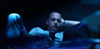 Szene aus "Deutsche Breaking Bad" (RTL): Daniel sitzt resigniert im Dunkeln.
