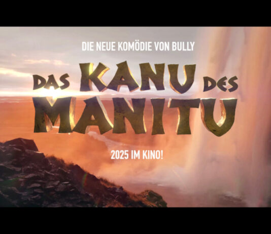 Das Kanu des Manitu Logo vor einem Wasserfall