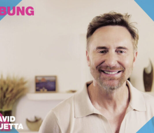 David Guetta lächelt in die Kamera, davor die Schrift "Werbung" und "RTLZwei"