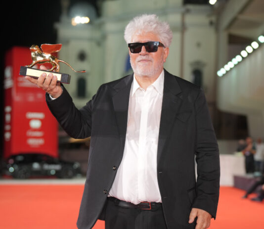 Pedro Almodóvar auf dem Red Carpet in Venedig