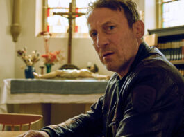 Wotan Wilke Möhring als Kommissar Falke im Kloster (Tatort: Schweigen, 1.12.2024)