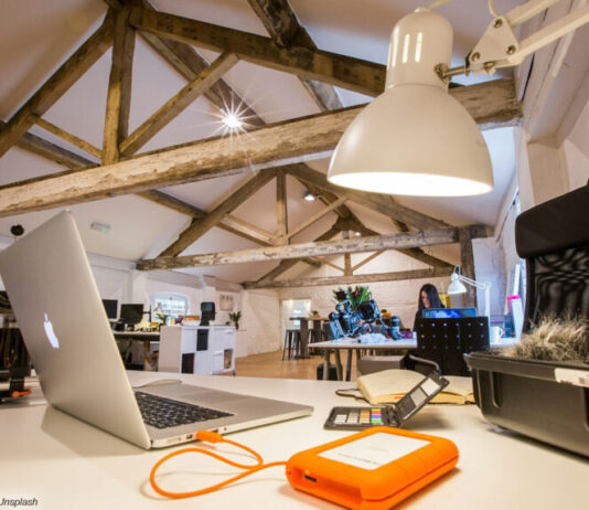 Büro Macbook