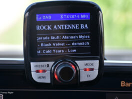 Tin-Nik DAB-388, Display