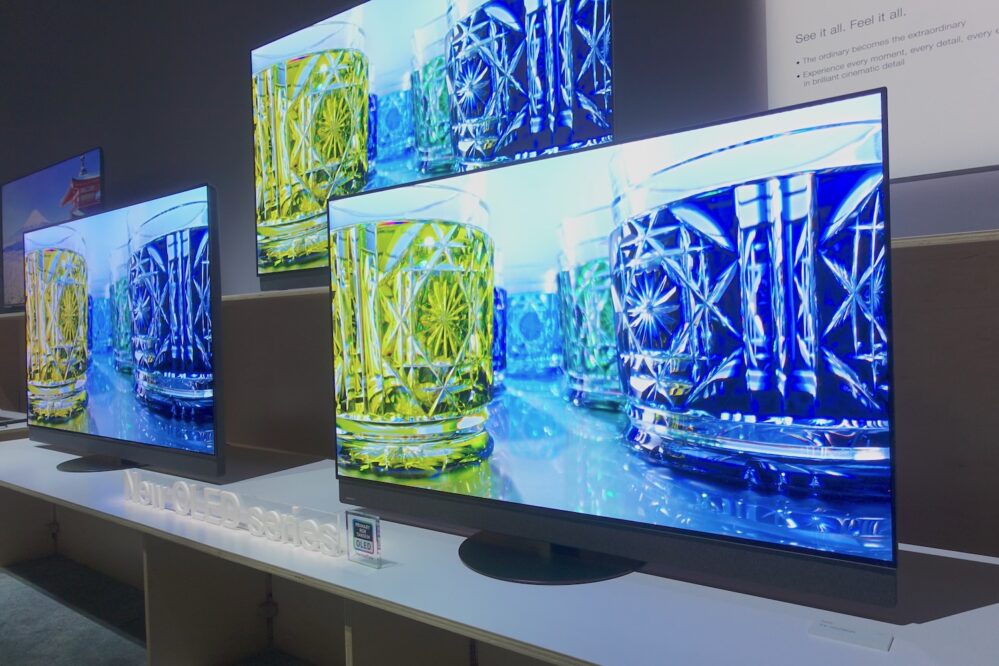 CES-2025-Panasonic-pr-sentiert-Tandem-OLED-Z95B-erster-Direktvergleich-mit-Z95A-