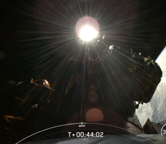 Vom Sonnenlicht geblendet: Athena trennt sich erfolgreich von der Falcon 9