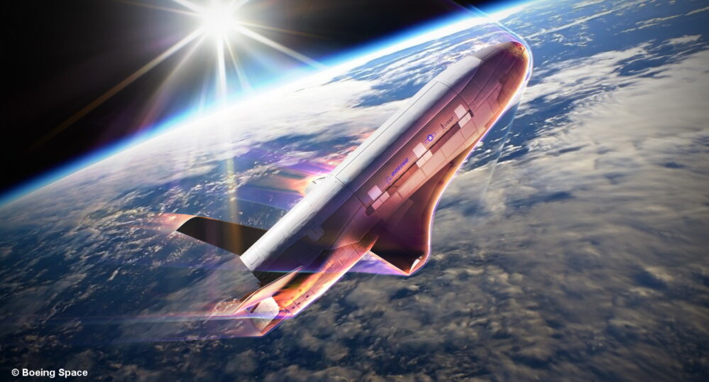 Raumgleiter-Boeing-X-37B-nach-674-Tagen-gelandet