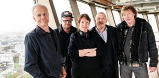 Mord an Fotografen aus der Techno-Szene v.l.n.r. Klaus J. Behrendt (als "Max Ballauf"), Kameramann Rainer Lipski, Regisseurin Charlotte Rolfes, Dietmar Bär (als Freddy Schenk) und Gerd Köster (als "Hausmeister") bei den Dreharbeiten in der Kuppel des Kölner Fernsehturms "Colonius"