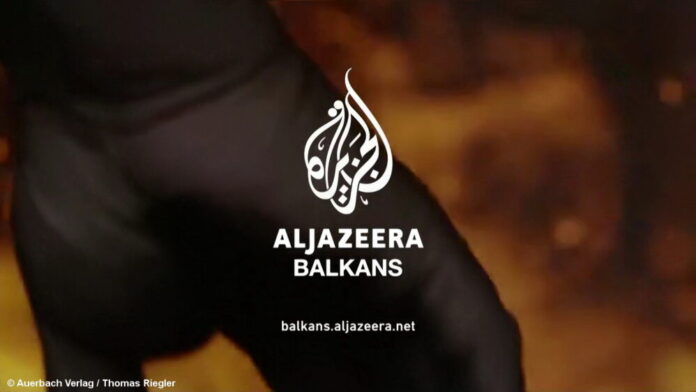 Al Jazeera Balkans sendet täglich 20 Stunden in Serbokroatisch und wendet sich an die Nachfolgestaaten von Ex-Jugoslawien