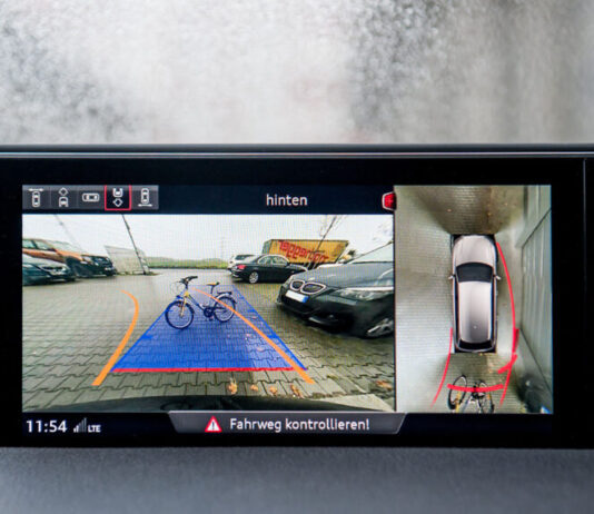Auto Display Rückfahrkamera