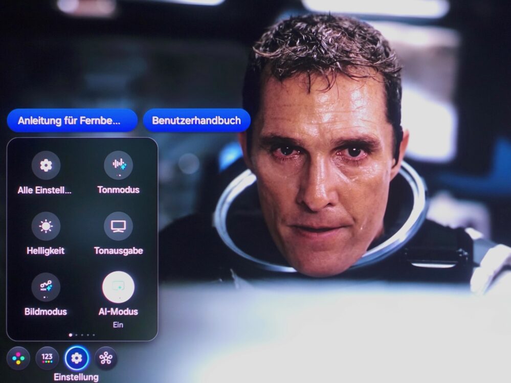 Samsung S95F AI Ein