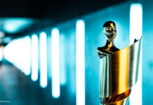 Deutscher Filmpreis - Lola-Statuette