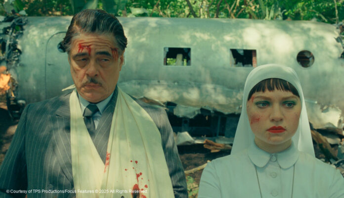 Phoenizischer-Meisterstreich Szene aus "Der Phönizische Meisterstreich" von Wes Anderson
