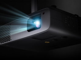 W4100i von BenQ bietet 4K-HDR-Qualität dank 3200-Lumen-LED-Lichtquelle und 100 Prozent DCI-P3-Farbraumabdeckung.