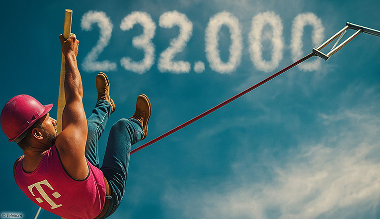 Im-Mai-232-000-Neuanschl-sse-im-Telekom-Glasfasernetz