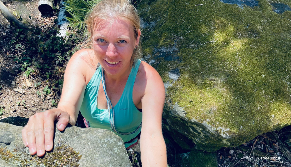 Doreen beim Klettern in Adrenalin Pur im ZDF