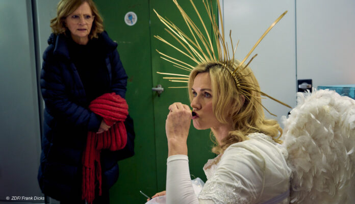 Andere-Eltern-Ferres Veronica Ferres in "Andere Eltern - 1. Klasse"