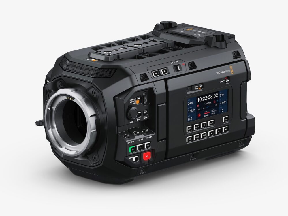 Blackmagic-URSA-Cine-17K-Angle