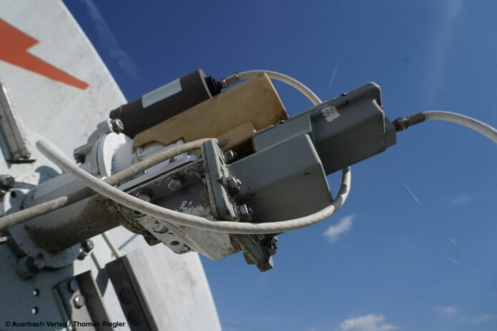Mit dem alten C-Band-LNB können wir seit dem Ausbau der 5G-Mobilfunknetze mit unserer großen Antenne nichts mehr empfangen