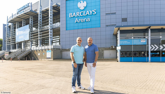 LED-Cabinets der XHB Fascia-Serie für Barclays Arena.