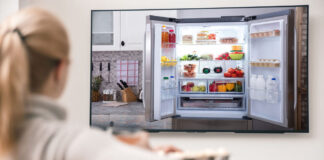 Tv mit Kühlschrank