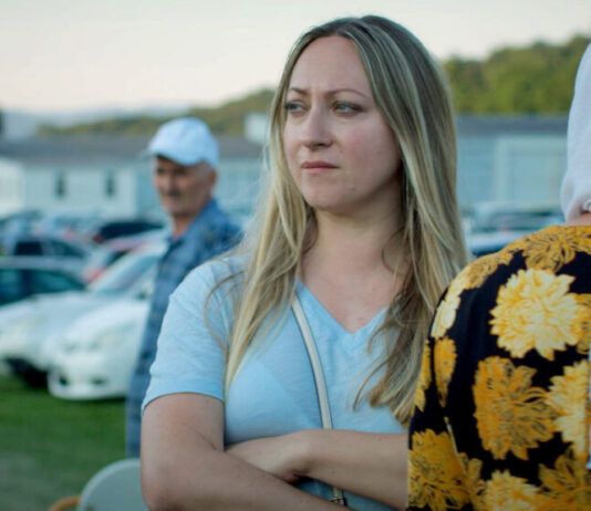 Alisa in Potocari, am Tag des Gedenkens an den Völkermord von Srebrenica.
