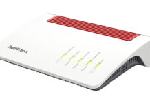 FritzBox 5590 Fiber Nummer 14 im Labor.