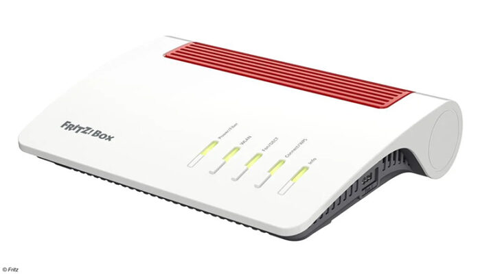 FritzBox 5590 Fiber Nummer 14 im Labor.