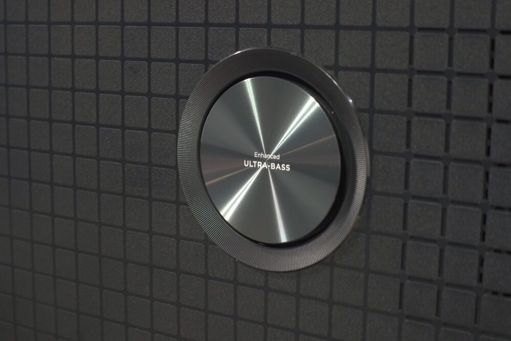 TCL C8K B&O Speaker