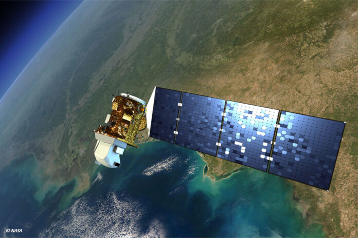 df_landsat_8_render Ein Renderbild des Satelliten Landsat 8 vor der Erde.