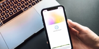 Apple Pay Smartphone