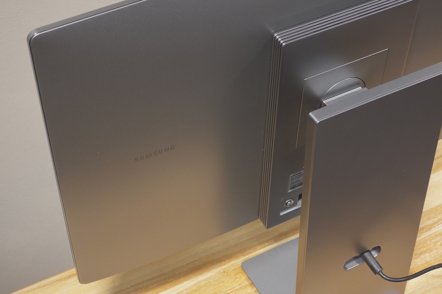 Samsung M90SF