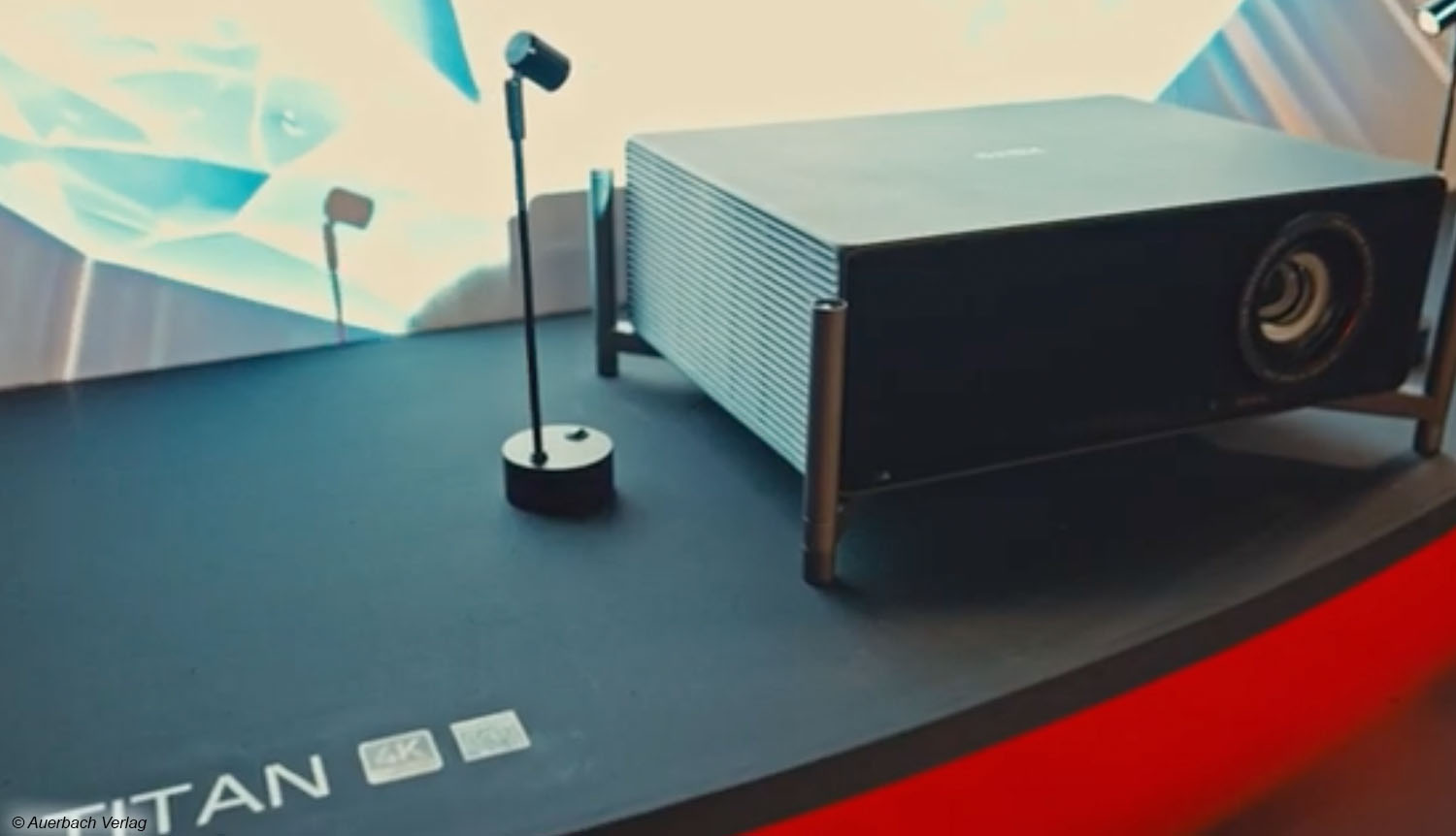 IFA-2025-XGIMI-pr-sentierte-Titan-Projektor-f-r-das-High-End-Heimkino-mit-Video-
