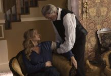 Veronica Ferres und Pierce Brosnan in The Unholy Trinity